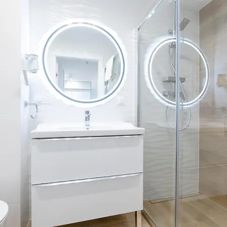 アパート Klifowa 56