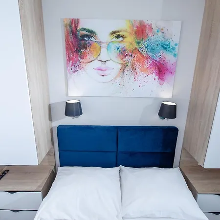 Klifowa 56 アパート